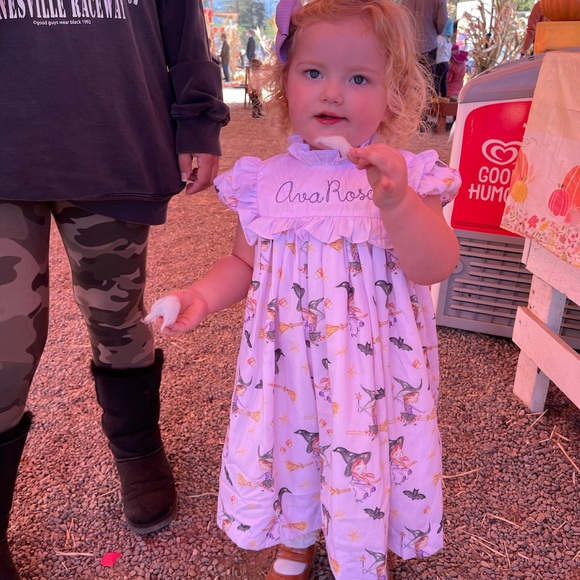 Smockingbird dress.Ava rose is stitched on the front but could be removed - Picture 3 of 4